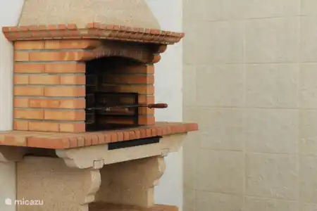 Vakantiehuis Spanje, Barcelona, Canet de Mar villa Can Tulipa barbecue