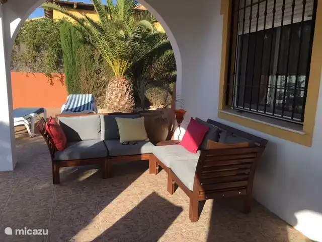 Casa Picasso huren in Spanje, Costa Cálida, Mazarrón - bungalow Onze lounge hoek, even uit de zon en lekker kletsen of lezen
