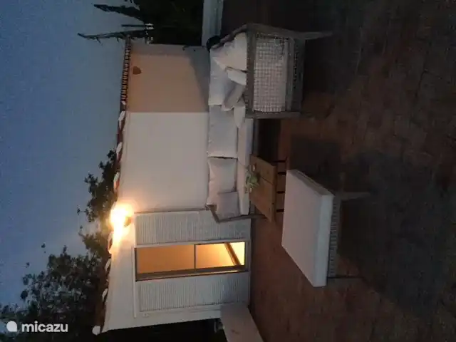 Dachterrasse am Abend