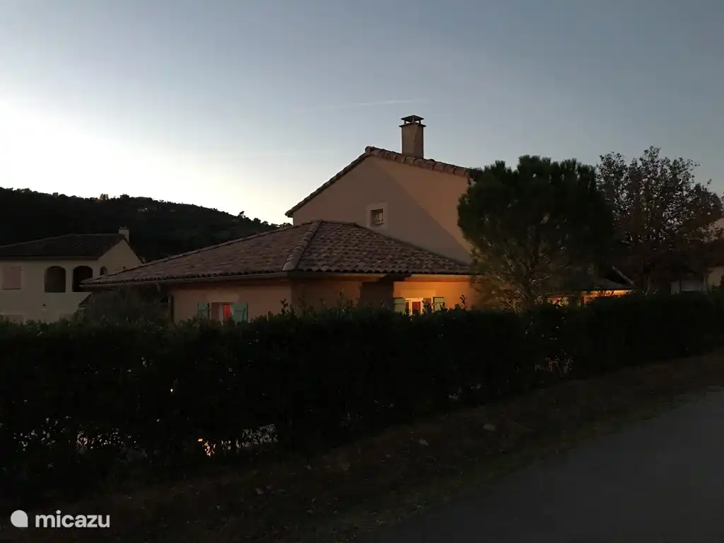 Villa Emeraude - De avond valt