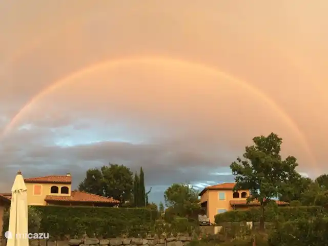 Villa Emeraude en Francia, Ardecha, Vallon-Pont-d'Arc - villa Villa Emeraude - arcoíris
