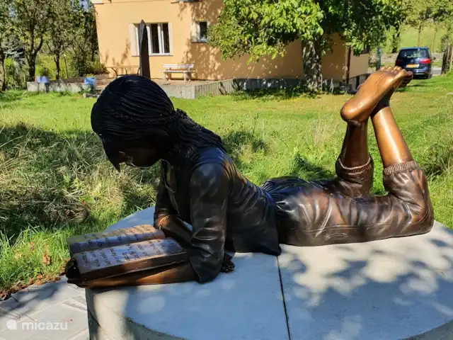 vakantiehuis huren in Tsjechië, Zuid-Bohemen, Hejna – Bila Ruze We proberen af en toe kunst in huis of in de tuin te plaatsen