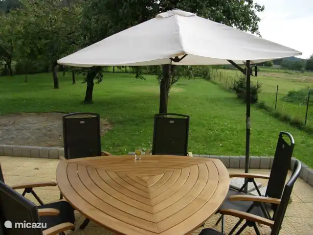 vakantiehuis huren in Tsjechië, Zuid-Bohemen, Hejna – Bila Ruze uitzicht op de boomgaard