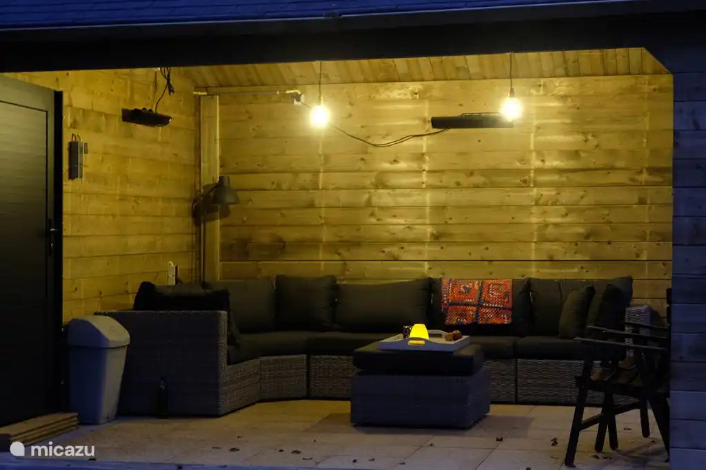 lounche part with heating