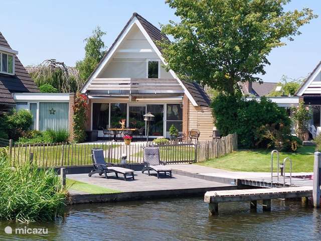Holiday home in Netherlands, Friesland, Uitwellingerga - holiday house Marretoer at the waterside Friesland