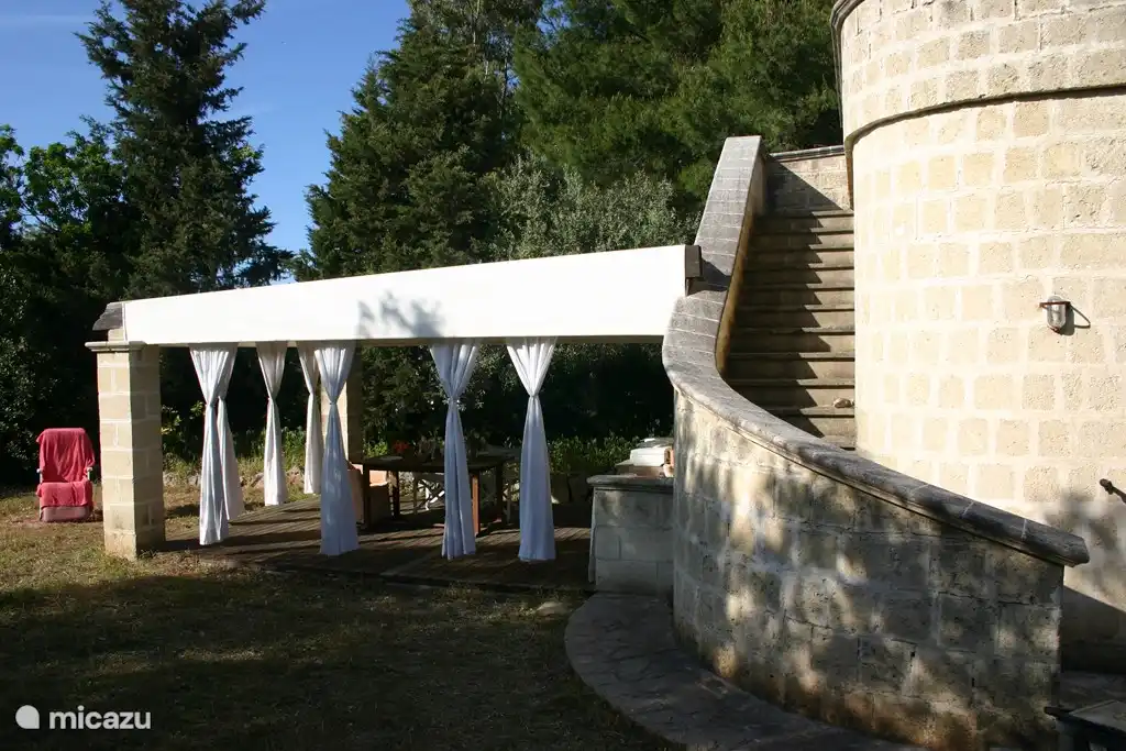 Treppe zur Dachterrasse.