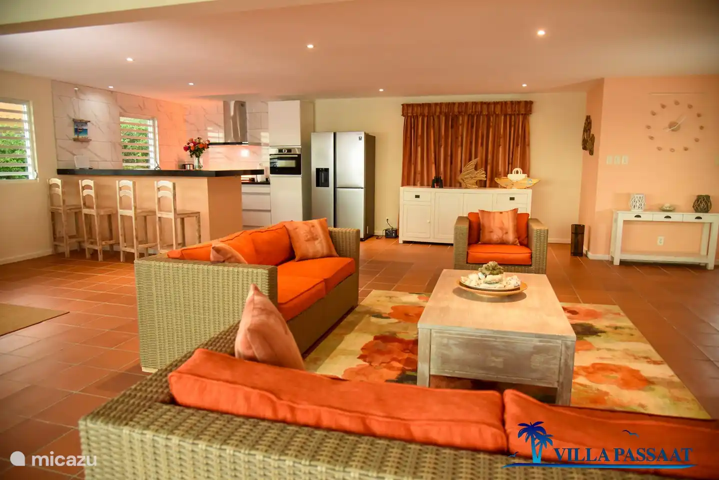 Grand salon confortable