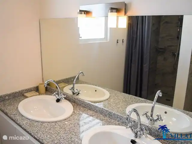 Villa Passaat - gran vista en Curazao, Banda Arriba (este), Bahía de Caracas - villa baño 2
