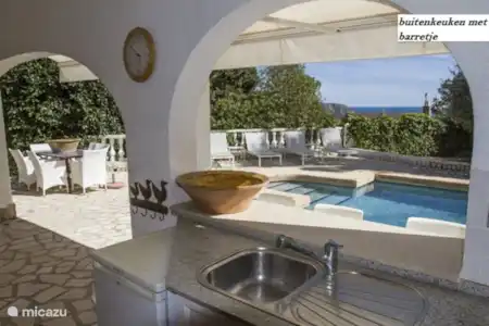 Vakantiehuis Spanje, Costa Blanca, Moraira villa Charmante vakantievilla met zeezicht buitenkeuken