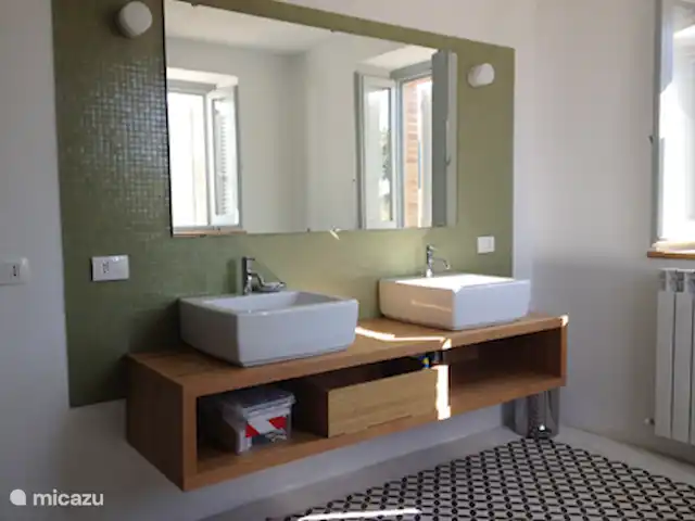 Location de Vacances Italie, Marche, Montegiorgio, maison de vacances - La maison de Giorgio Salle de bains