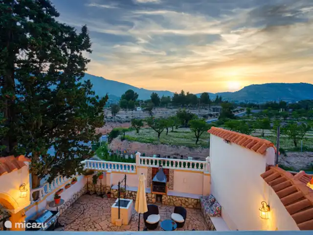 Finca Bilou, maison de vacances pour 10 personnes | Espagne, Costa Blanca, Aigües - finca Coucher de soleil depuis la terrasse du toit