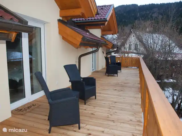Haus GlückAuf 1&2,Sauna,Bains à remous,Piscine | Autriche, Carinthie, Arnoldstein - maison de vacances Balcon