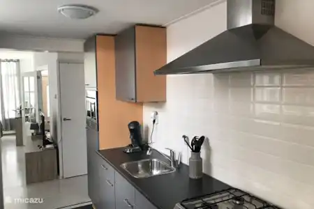 Vakantiehuis Nederland, Noord-Holland, Den Helder - stadswoning Stadswoning bij de haven keuken