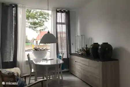 Vakantiehuis Nederland, Noord-Holland, Den Helder - stadswoning Stadswoning bij de haven woonkamer