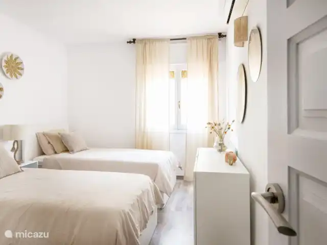 Mont Molar, Altea L'Olla | Espagne, Costa Blanca, Altea - appartement Chambre 2 - deux lits simples avec surmatelas
