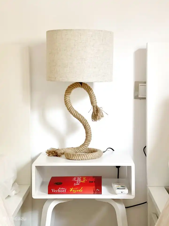 Chambre 2 - deux lits simples avec surmatelas