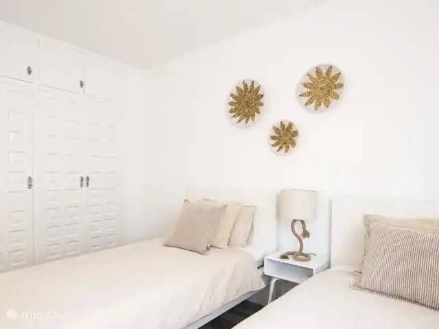 Mont Molar, Altea L'Olla | Espagne, Costa Blanca, Altea - appartement Chambre 2 - deux lits simples avec surmatelas