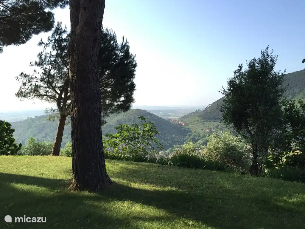 Vue de la maison vers Volterra
