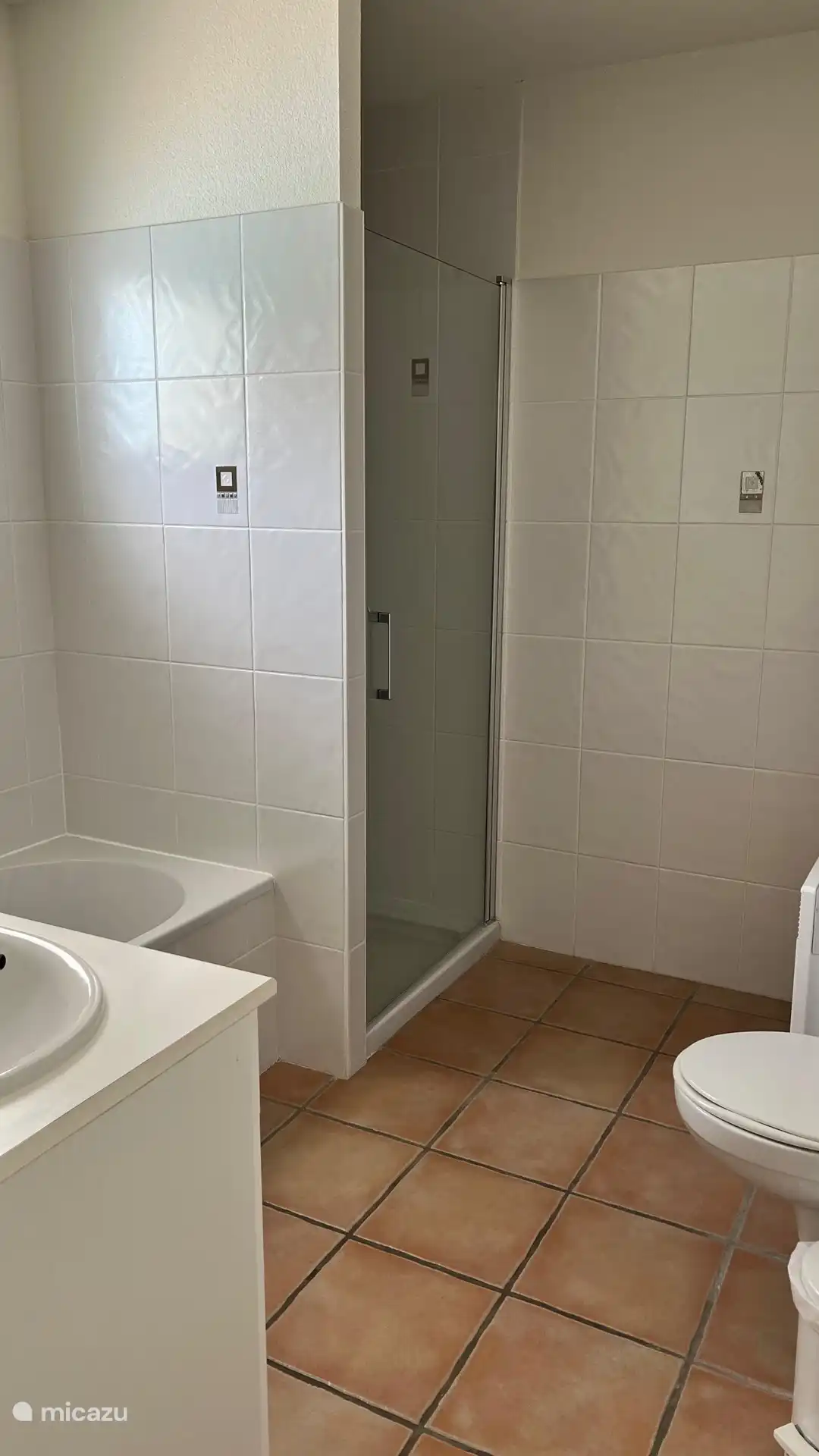 Salle de bain en suite chambre 1 