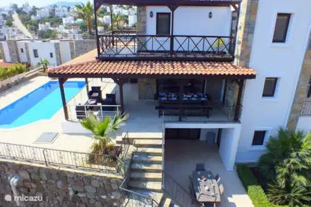 Rent Villa Azuro Prive Zwembad In Gundogan Aegean Sea Micazu