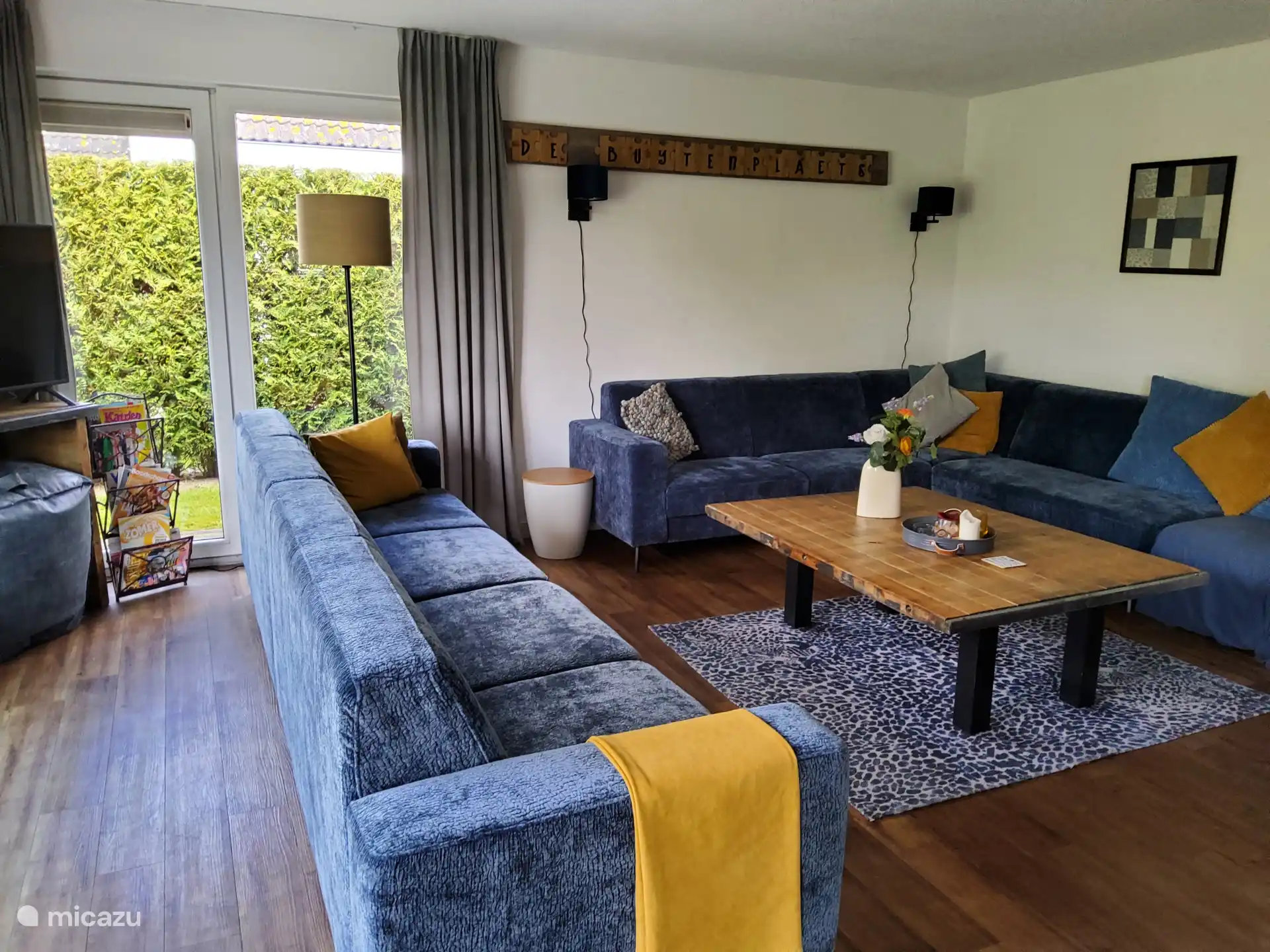 Großzügige Sitzecke