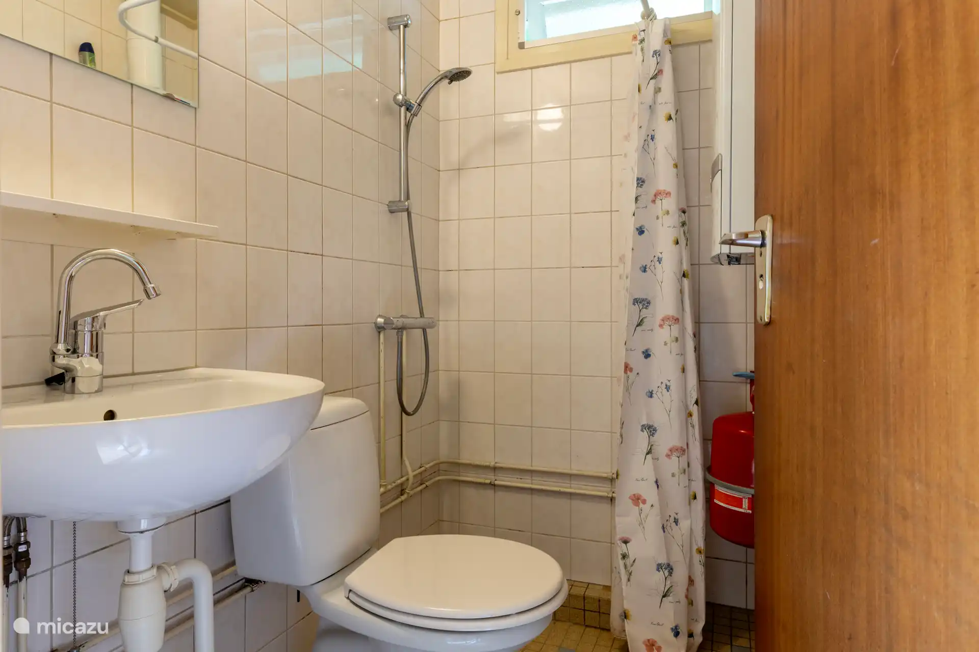 Nüchternes Badezimmer