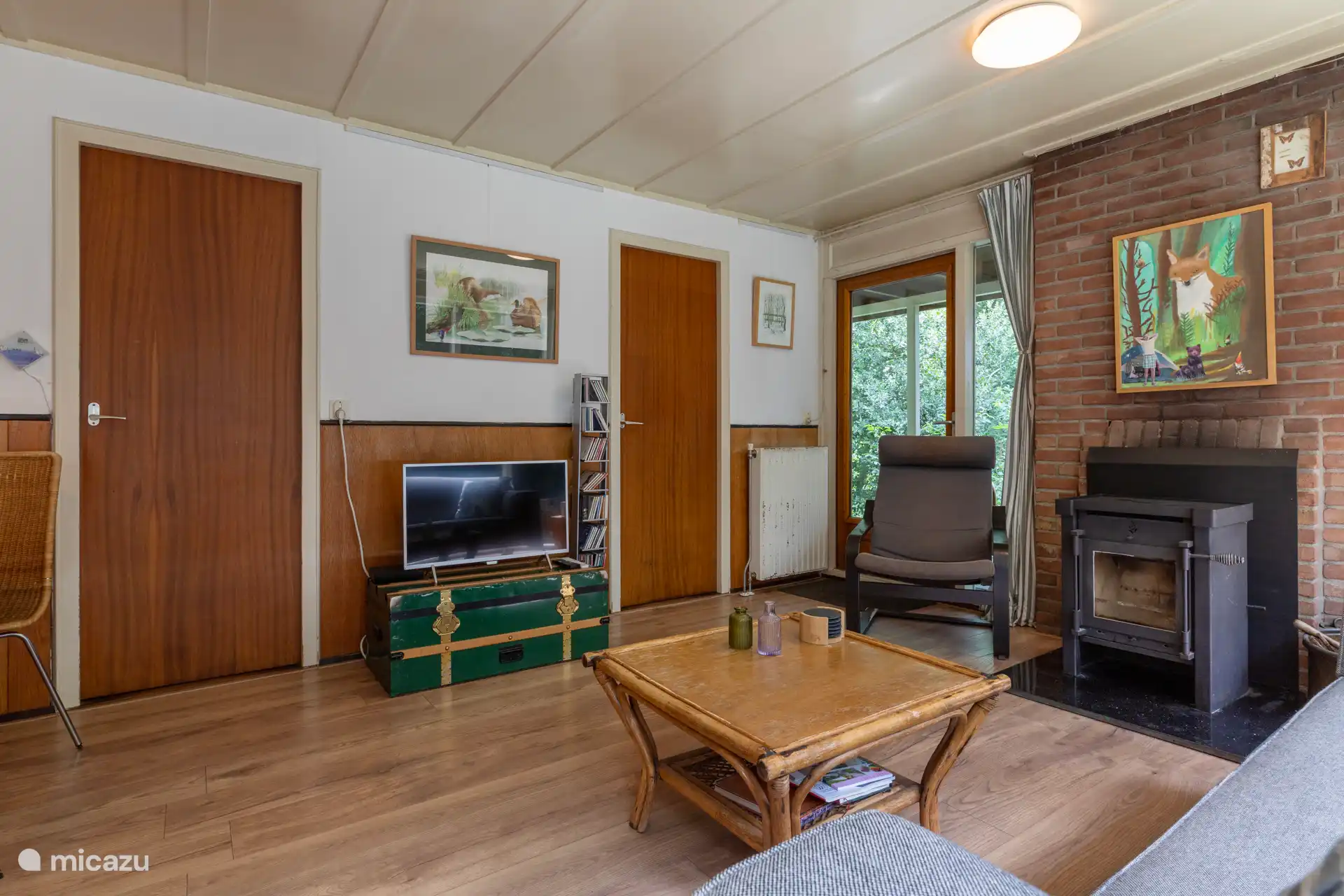 Schöner Blick in die Natur vom Wohnzimmer aus