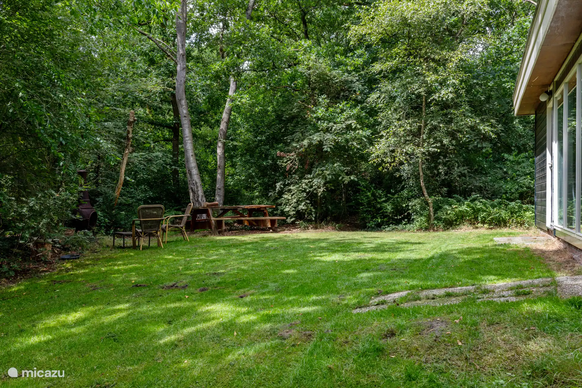 Garten auf der Südseite