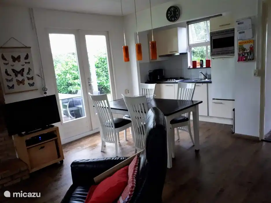 Küche und Essbereich