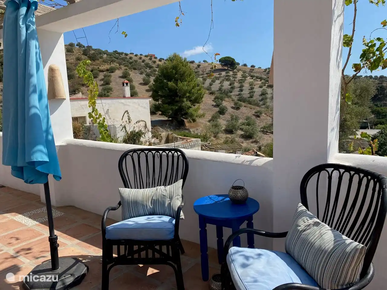 A l'ombre de la grande pergola