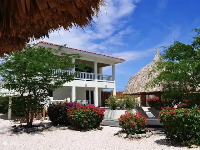 Kavel 15 coral estate rif st.marie huren in Curaçao, Banda Abou (west), Coral Estate, Rif St.Marie - villa Villa Caribbean View met tuinen en zwembad.