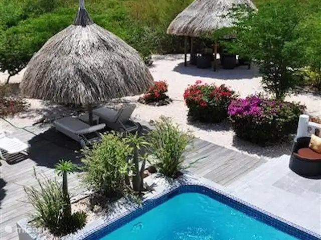 Kavel 15 coral estate rif st.marie huren in Curaçao, Banda Abou (west), Coral Estate, Rif St.Marie - villa Privé zwembad met terrassen.