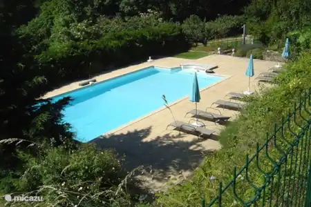 Vakantiehuis Frankrijk, Ardèche, Saint-Privat gîte / cottage Gite 'La Vue' zwembad