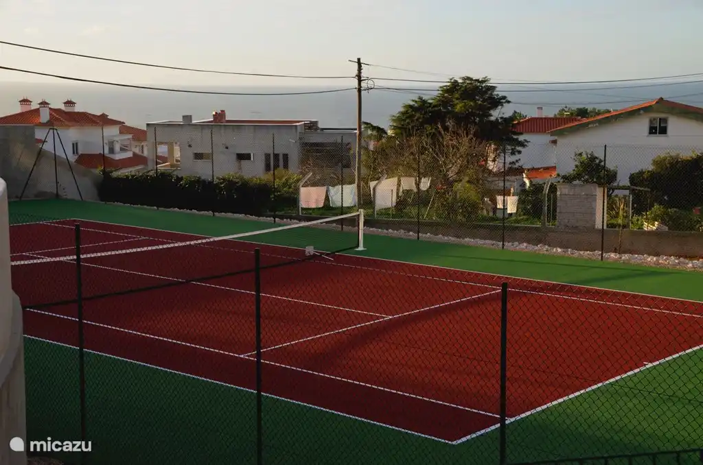 Tennis court available, tennis rackets and tennis balls are available in the apartment.