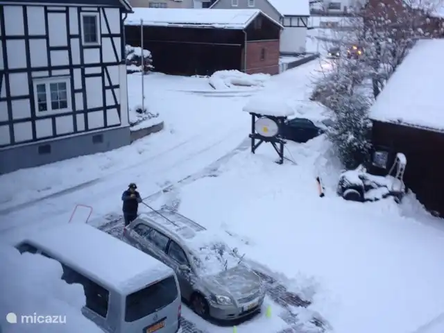 Fun4all-holidayhome, 10-18P. Grupos en Alemania, Sauerland, Medebach - apartamento Nos esforzamos por mantener el estacionamiento libre de nieve.