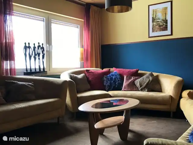 Fun4all-holidayhome, 10-18P. Grupos en Alemania, Sauerland, Medebach - apartamento salón con smart TV Fun3 o Fun-Etage