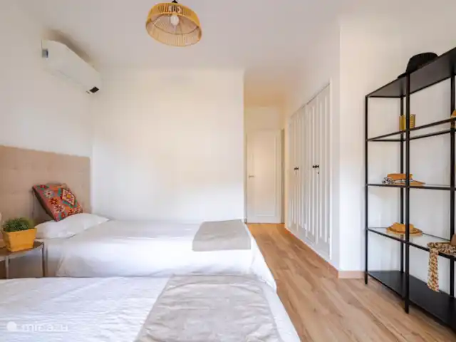Location de Vacances Portugal, Algarve, Albufeira, appartement - Appartement luxueux sur un complexe de golf Chambre 3 avec placards de rangement spacieux