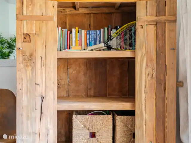 Location de Vacances Portugal, Algarve, Albufeira, appartement - Appartement luxueux sur un complexe de golf Bibliothèque avec des livres néerlandais