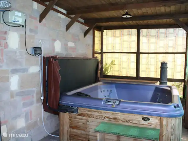 NIEUW - Lo Scricciolo Appartement A huren in Italië, Toscane, Montecastelli Pisano - appartement Jacuzzi/whirlpool/hottub