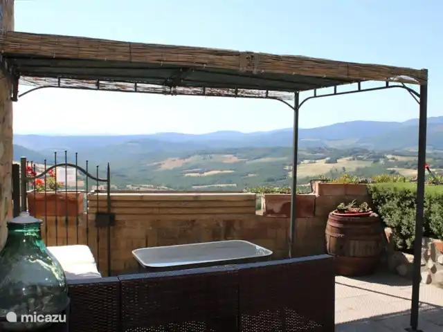 NIEUW - Lo Scricciolo Appartement A huren in Italië, Toscane, Montecastelli Pisano - appartement Terras