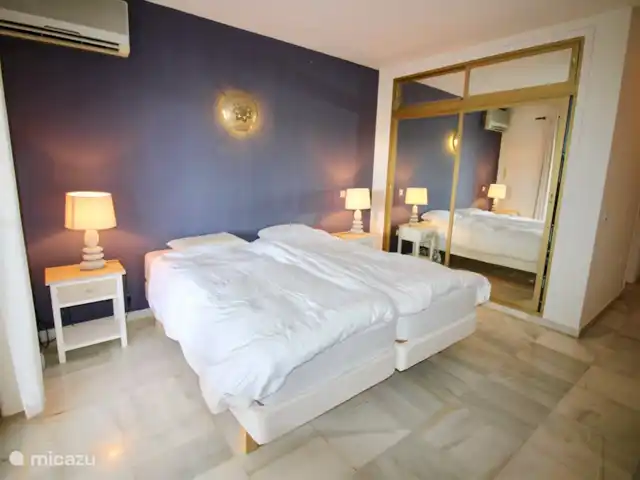Marbella, San Pedro, El Paraíso en España, Costa del Sol, Marbella - apartamento recamara principal