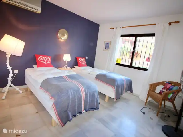 Marbella, San Pedro, El Paraíso en España, Costa del Sol, Marbella - apartamento Segundo dormitorio
