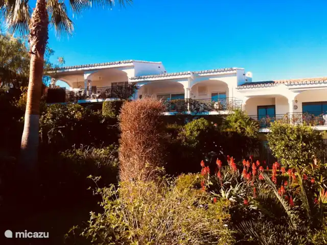 Marbella, San Pedro, El Paraíso en España, Costa del Sol, Marbella - apartamento El apartamento está en el primer piso. Sin vecinos arriba y sin vecinos a la izquierda
