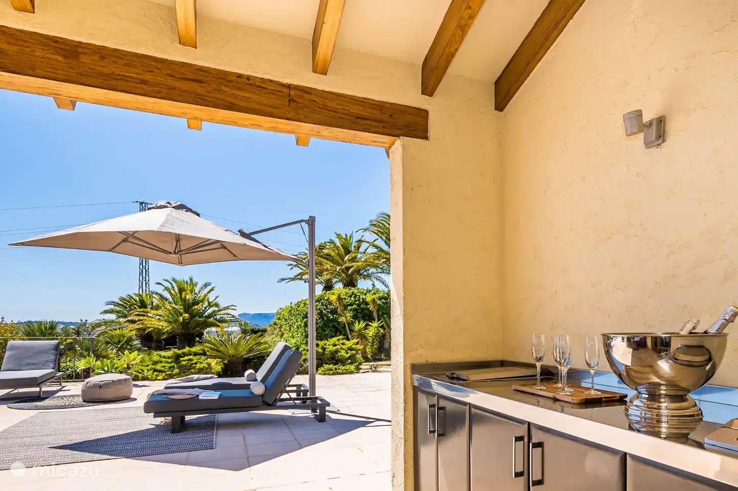 Blick aus der Küche, Aperitif!