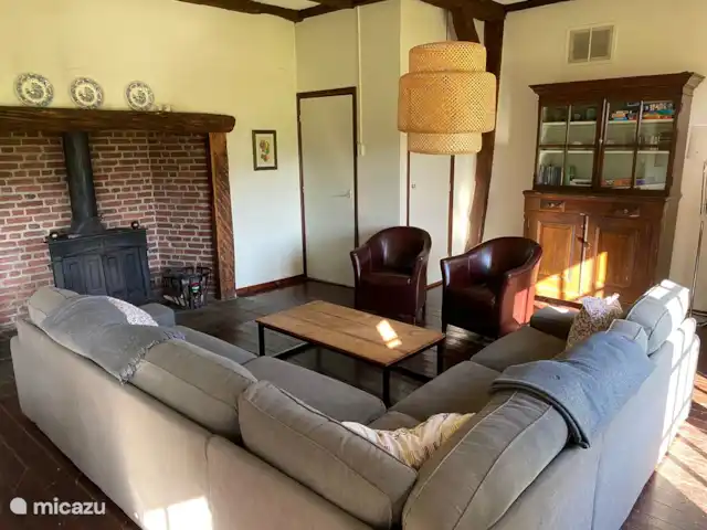 Ferme fantastique Zonneveld, 7p | Pays-Bas, Gueldre, Hengelo - maison de vacances coin salon avec poêle à bois