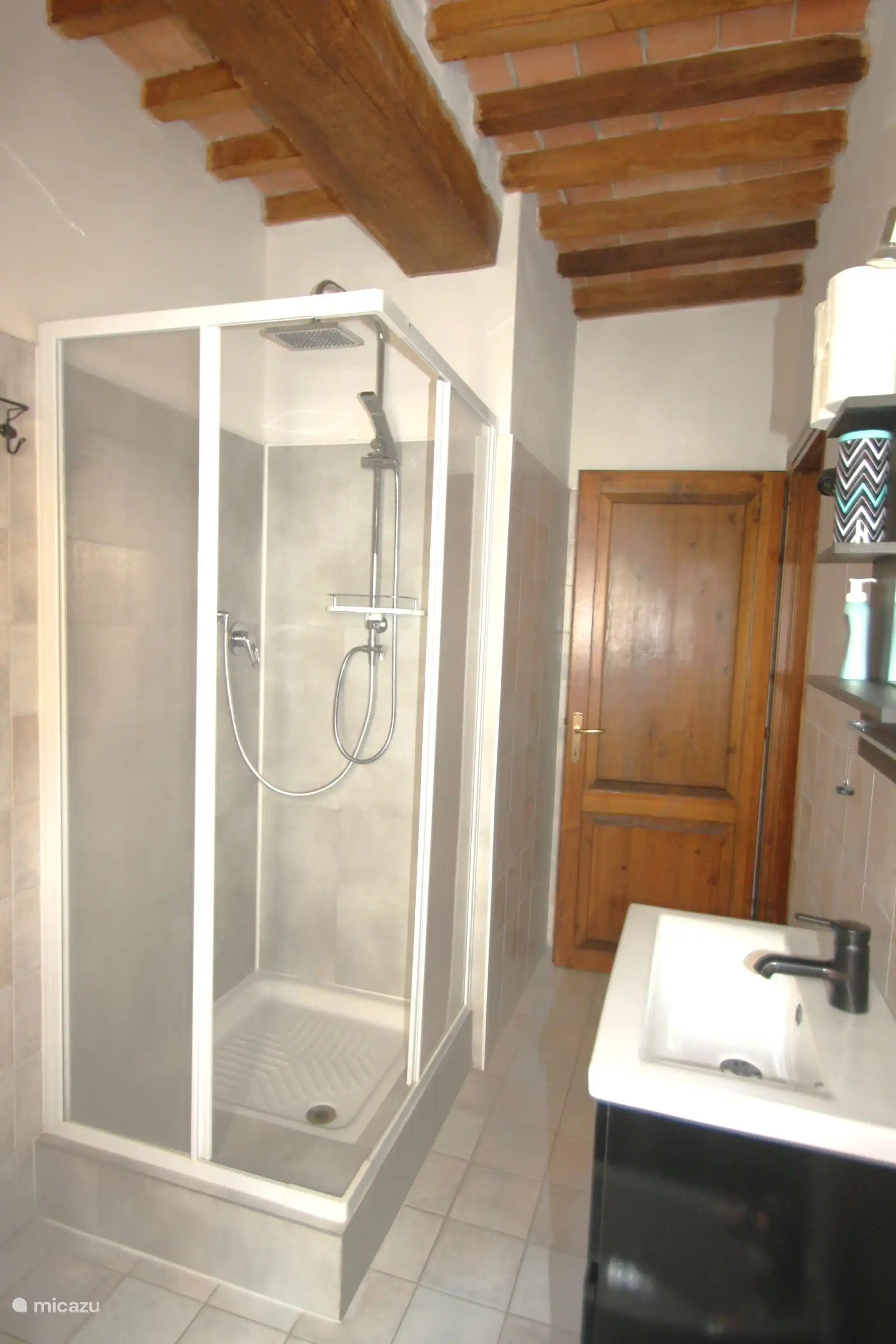 Douche à effet pluie