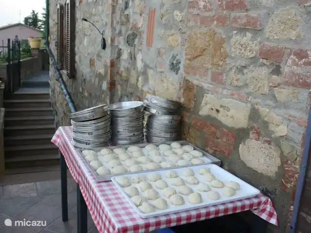 NIEUW - Lo Scricciolo Appartement E huren in Italië, Toscane, Montecastelli Pisano - appartement Klein formaat pizza bolletjes dus meerdere pizza's maken en proeven