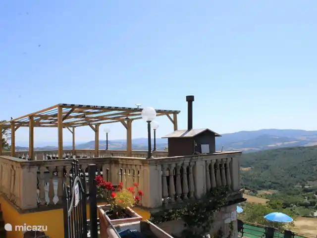 NIEUW - Lo Scricciolo  Appartement C huren in Italië, Toscane, Montecastelli Pisano - appartement Balkon terras