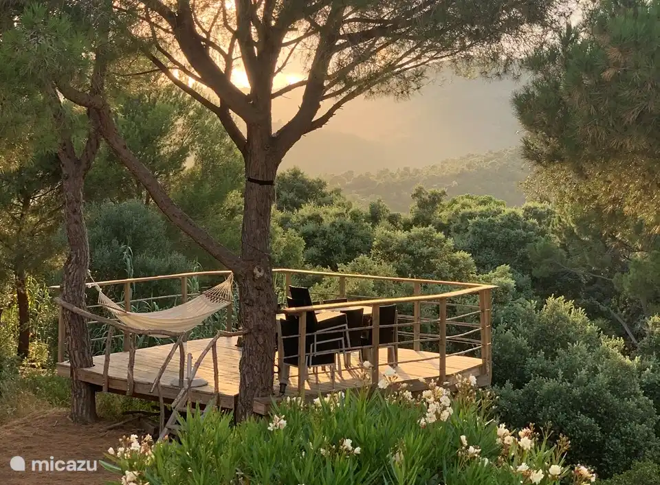 TreeHouse Villa