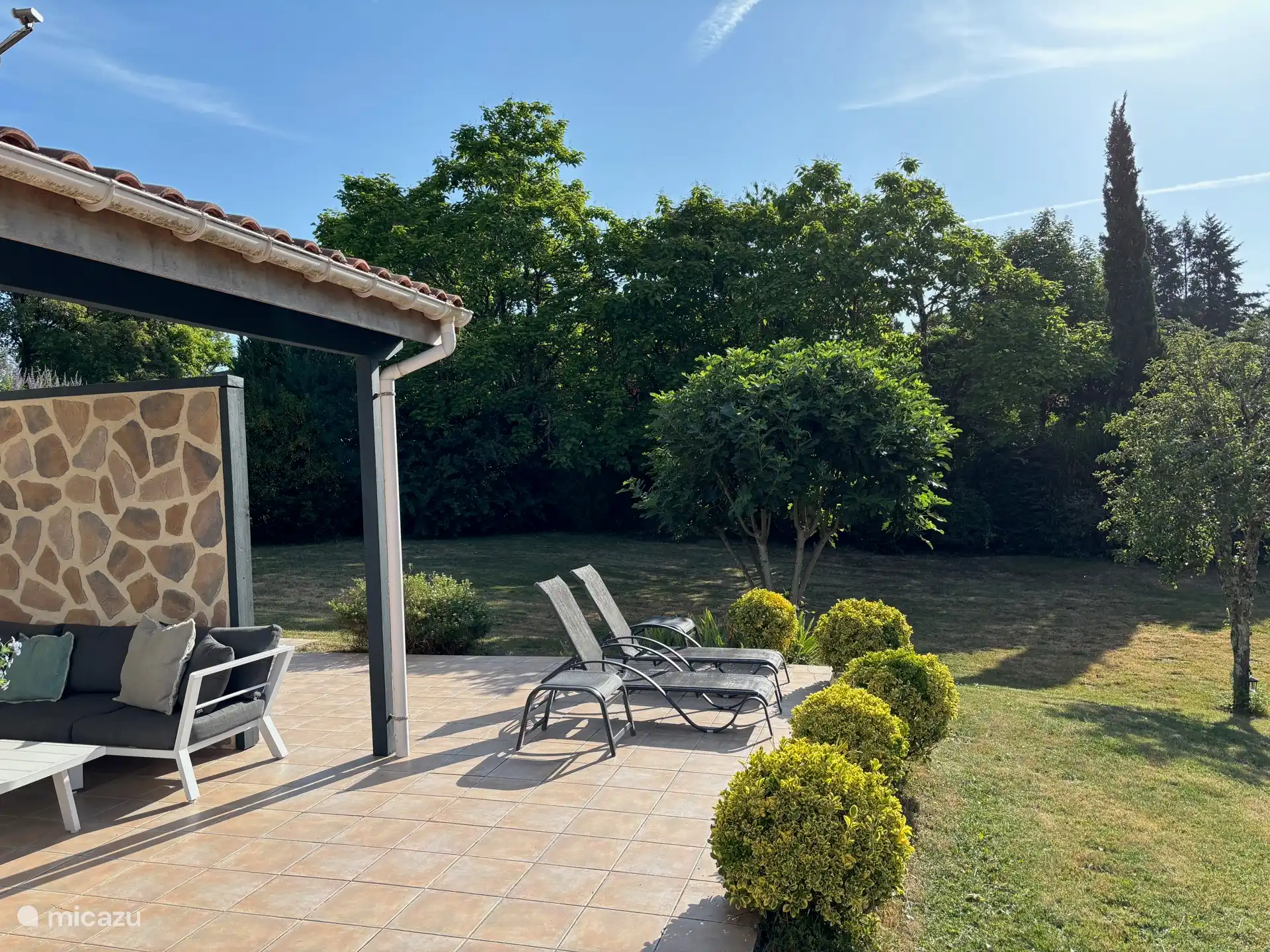 Een blik op de heerlijke tuin